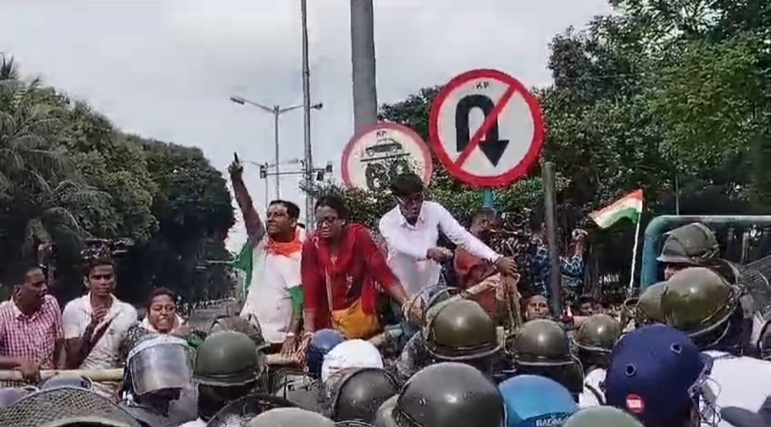 ছাত্র সমাজের নবান্ন(সচিবালয় ) অভিযান নিয়ে তুলকালাম কলকাতায়,১২ ঘণ্টা বন্ধের ডাক বিজেপির